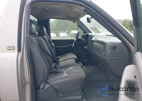 2004 Chevrolet Silverado 1500 Work Truck from USA, damaged, VIN 1GCEK14X24Z233957